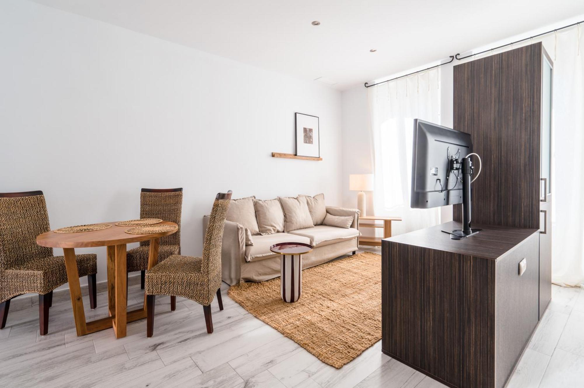 סביליה Apartamentos "El Escondite De Triana" מראה חיצוני תמונה