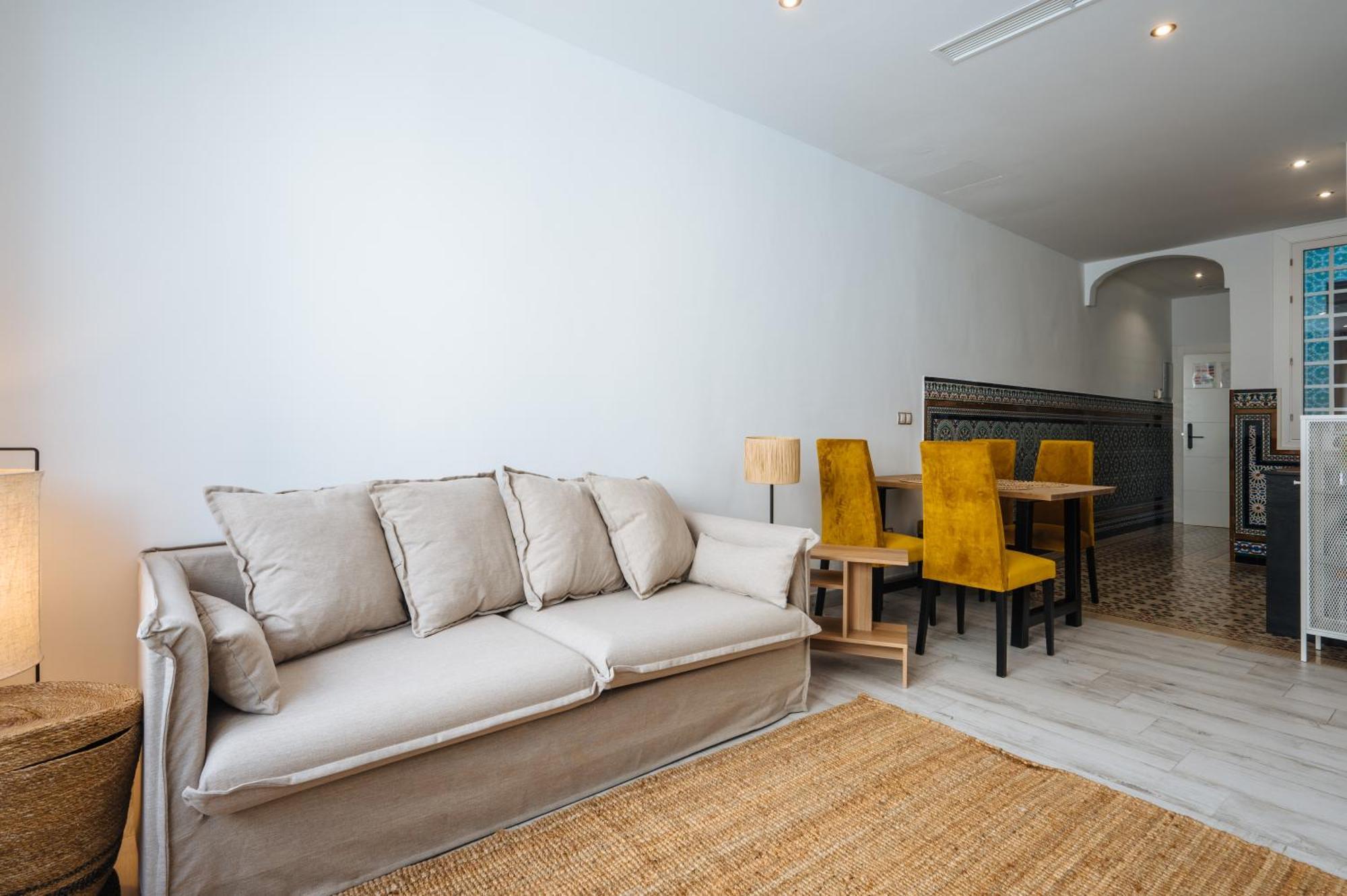 סביליה Apartamentos "El Escondite De Triana" מראה חיצוני תמונה