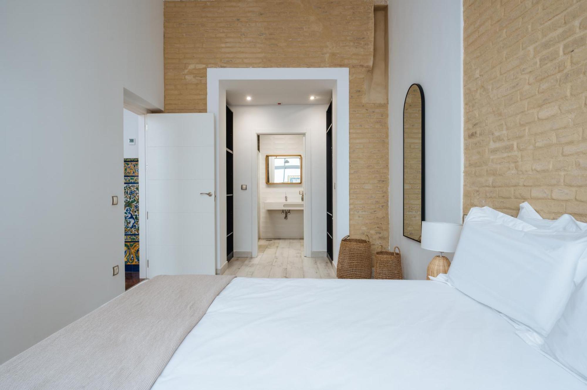 סביליה Apartamentos "El Escondite De Triana" מראה חיצוני תמונה